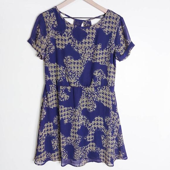 Dee Elle for Nordstrom Navy Keyhole Mini Dress Women’s Size Medium Short Sleeve - Picture 1 of 7